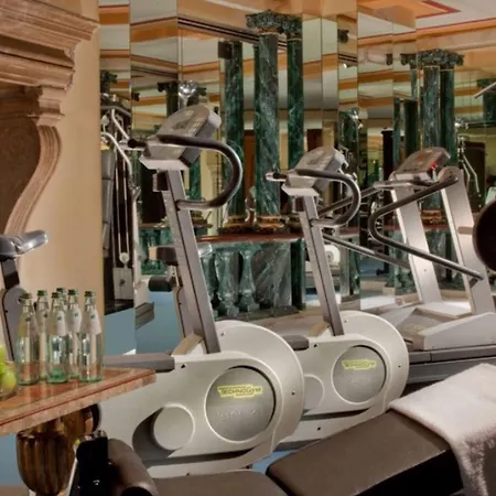 Bio Raphael - Relais & Chateaux Hotell 5*