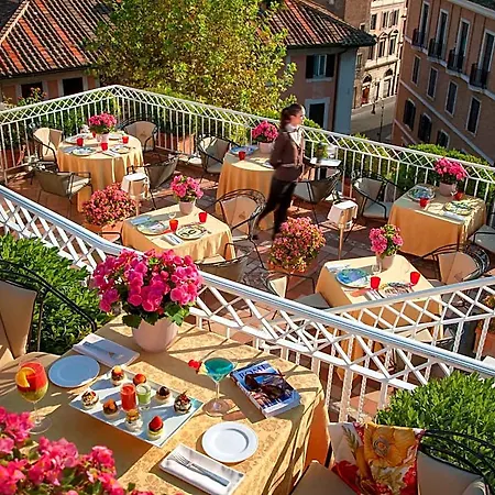 Raphael - Relais & Chateaux Szálloda Róma