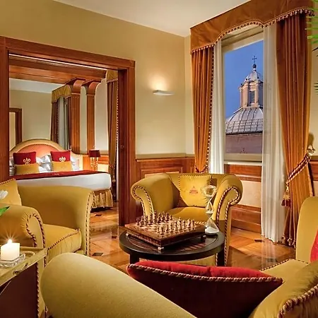 Raphael - Relais & Chateaux Szálloda 5*