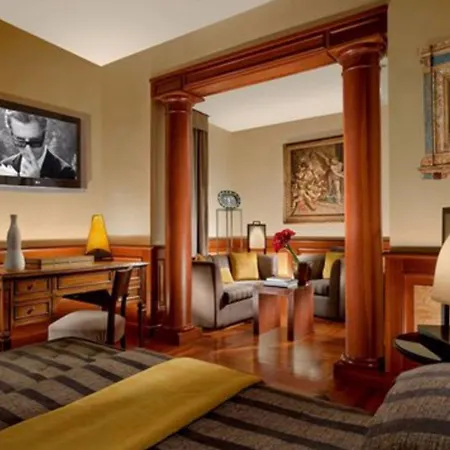 Hotel Raphael - Relais & Chateaux Hotel Rome